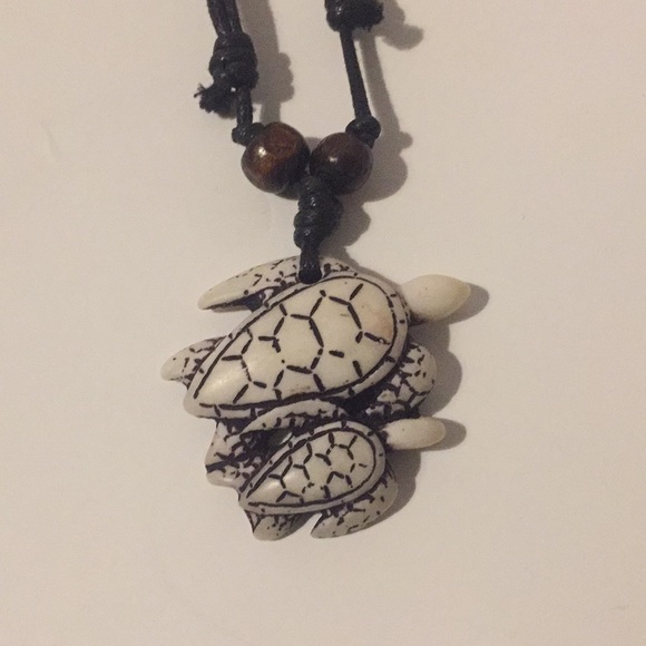 Olowalu,Maui,Hawaii necklace - Picture 2 of 6